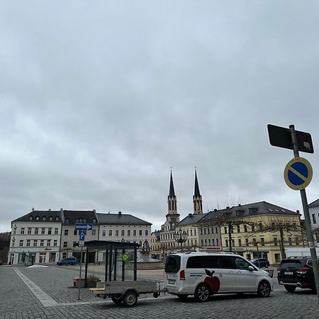 Ein Zimmer Wohnung Am Markt Oelsnitz  المظهر الخارجي الصورة