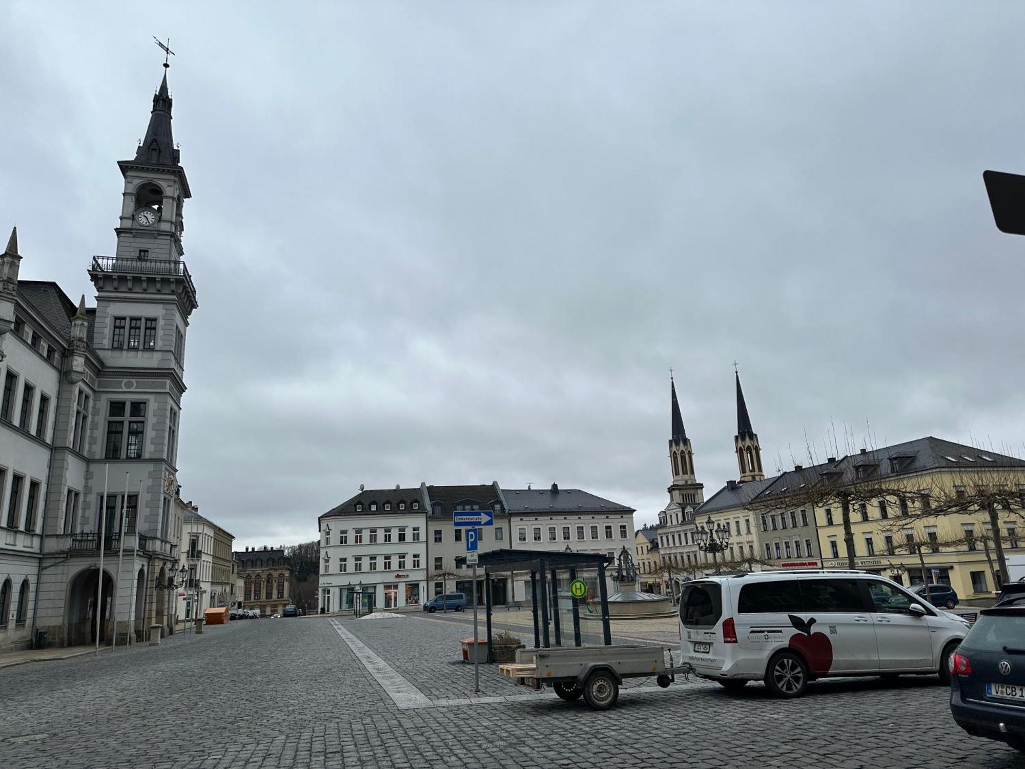 Ein Zimmer Wohnung Am Markt Oelsnitz  المظهر الخارجي الصورة