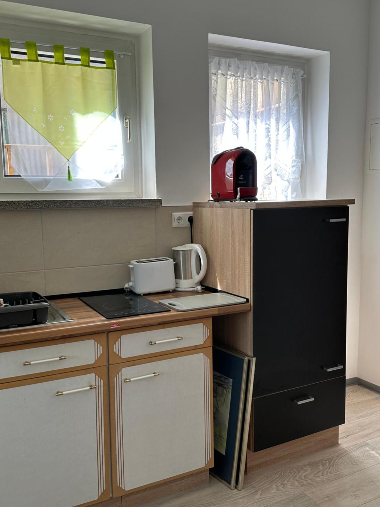 Ein Zimmer Wohnung Am Markt Oelsnitz  المظهر الخارجي الصورة