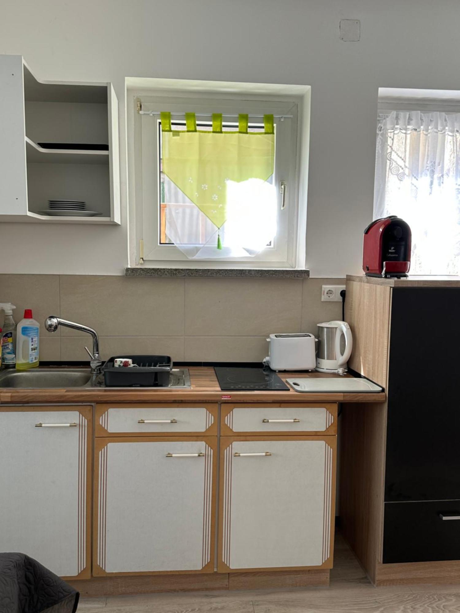 Ein Zimmer Wohnung Am Markt Oelsnitz  المظهر الخارجي الصورة